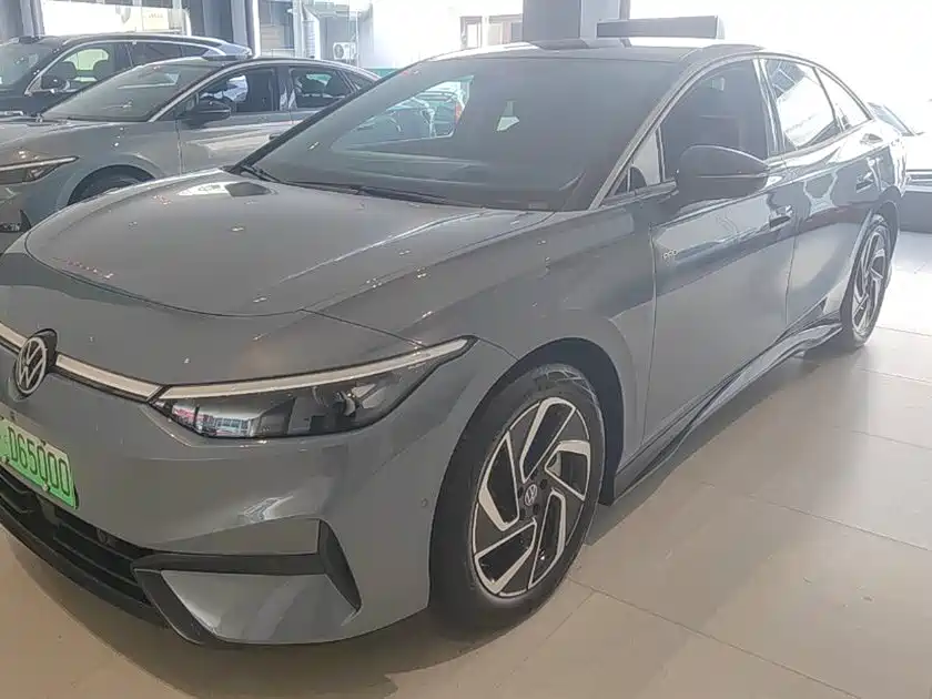 VOLKSWAGEN ID.7 VIZZION