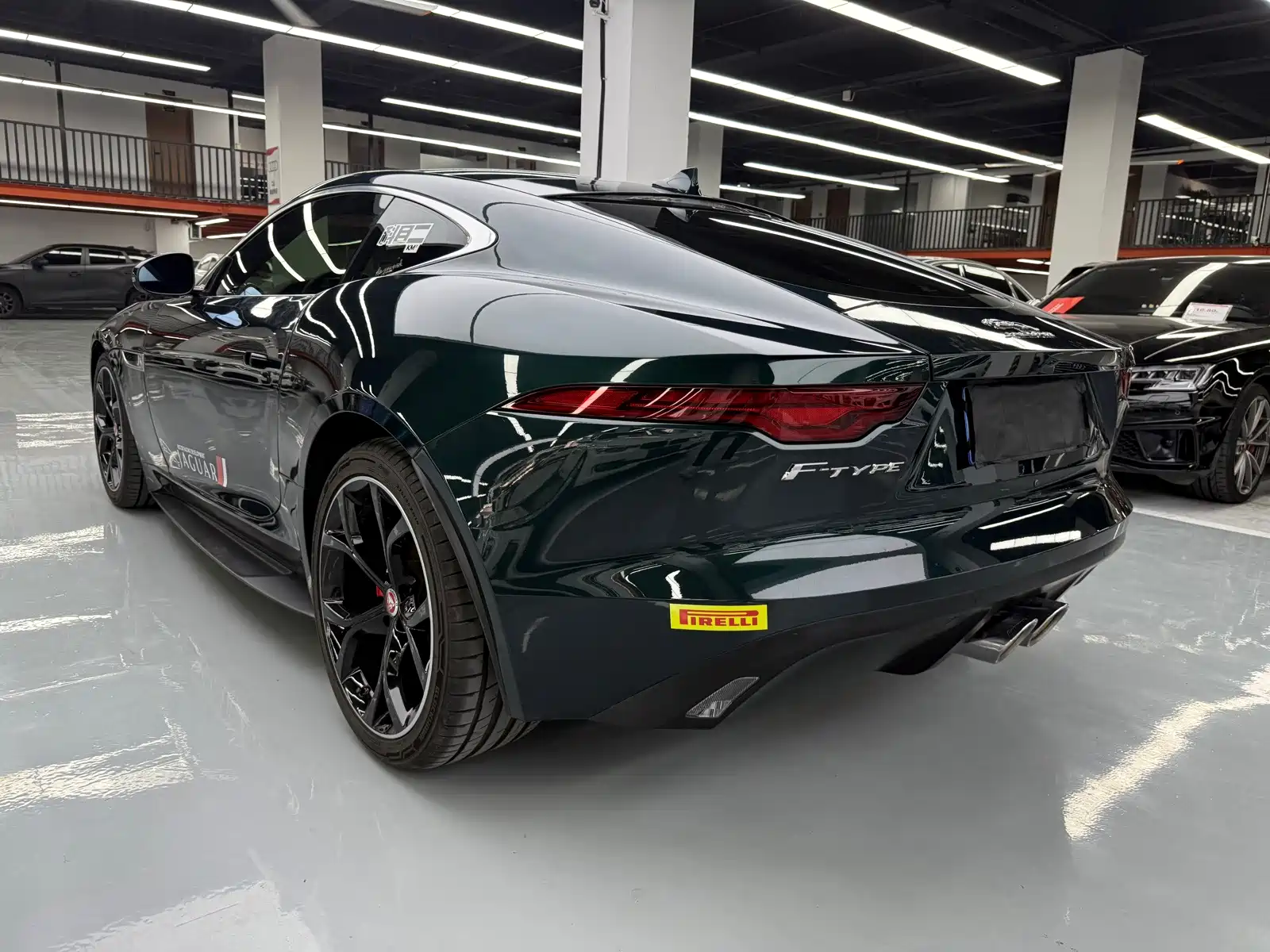 Фото 18 - Jaguar F-TYPE
