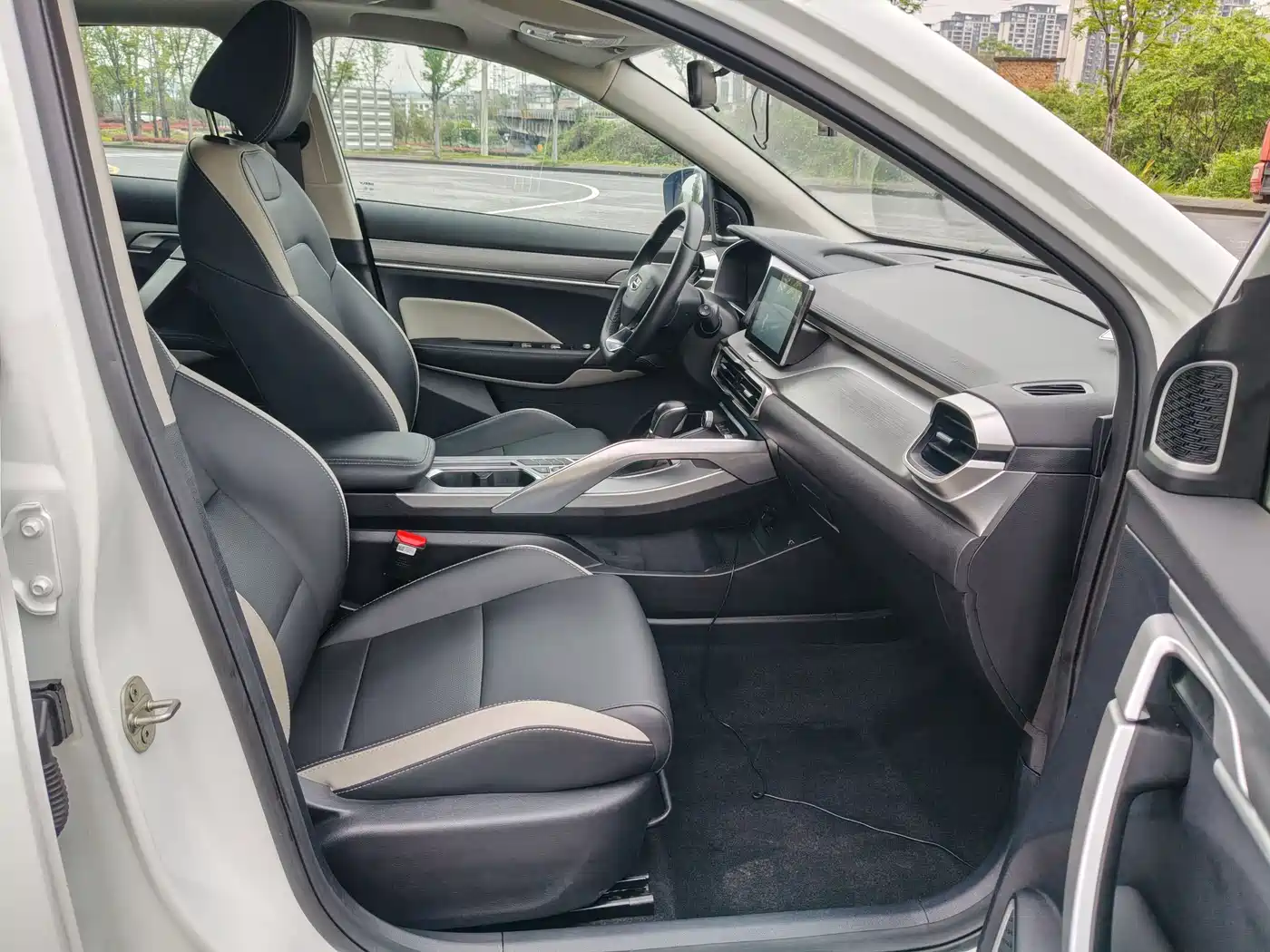 GEELY AUTOMOBILE BINYUE