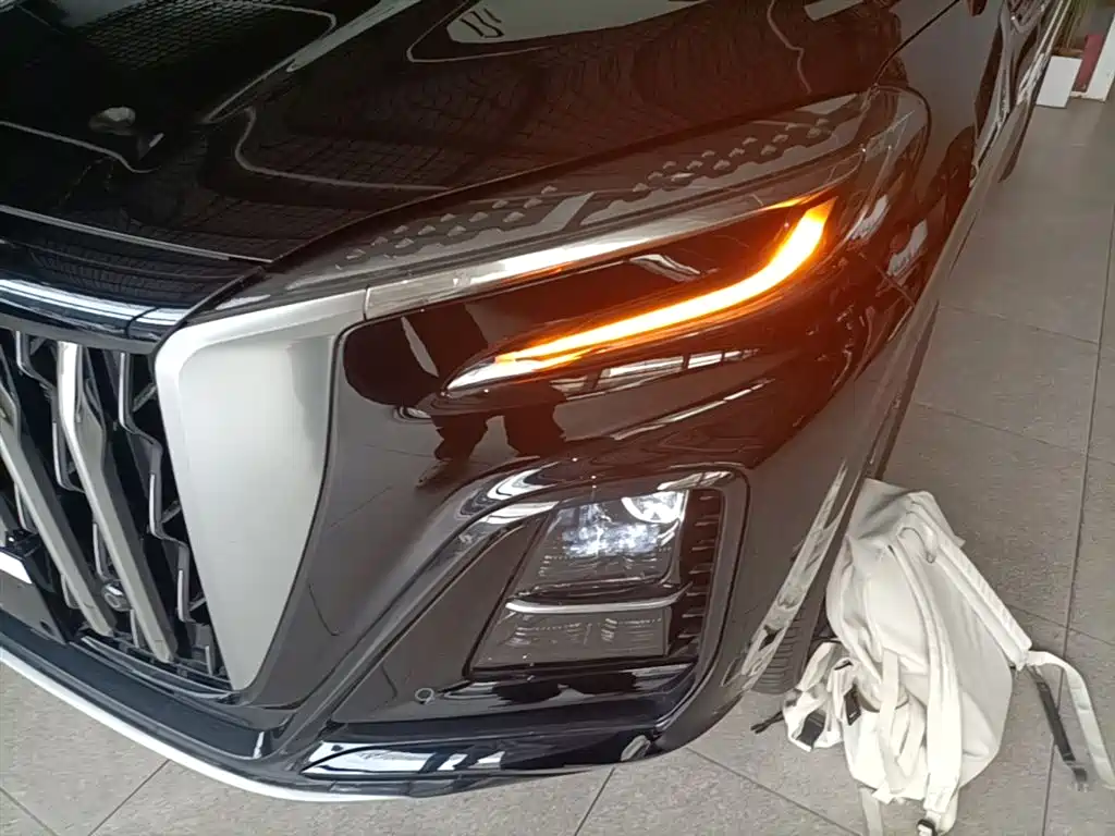 Hongqi HS3 PHEV 2025 PHEV 115km Power Edition фото 24
