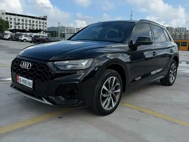 Audi Q5L 40T, Люкс Драйв