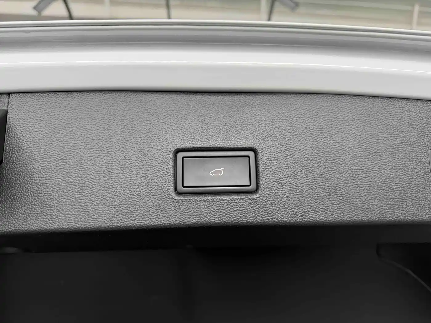 Volkswagen T-ROC 2022 280TSI DSG 2WD Comfort PLUS фото 19