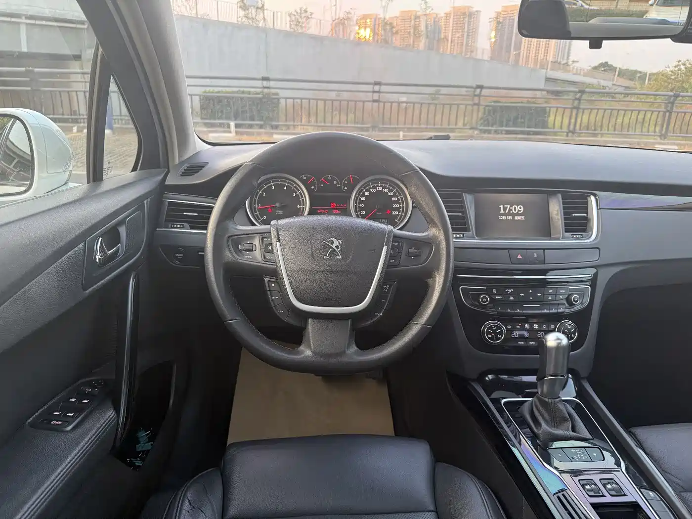 Peugeot 508 2016 1.6THP Automatic Smart Edition фото 13