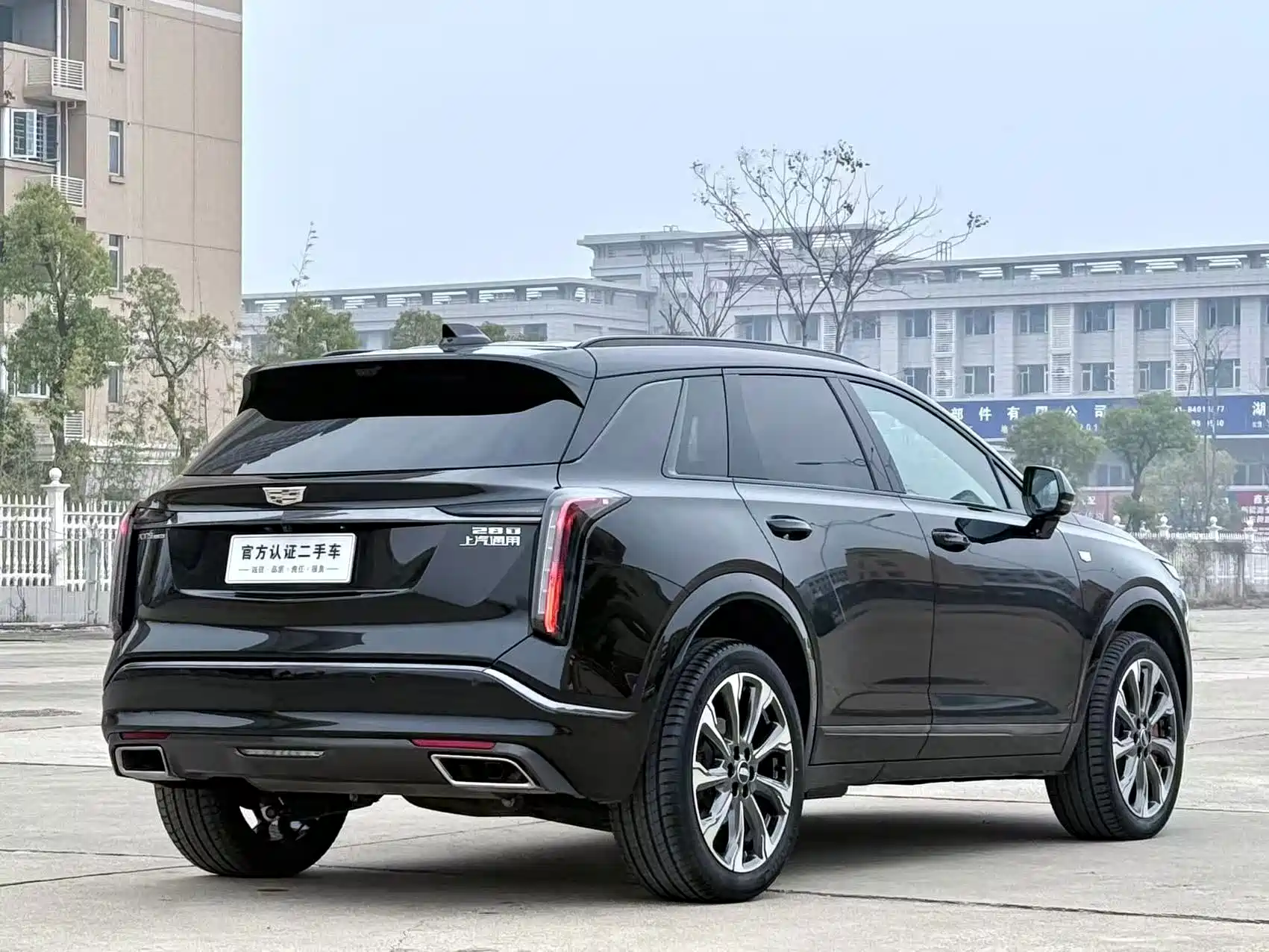 Фото 6 - Cadillac XT5