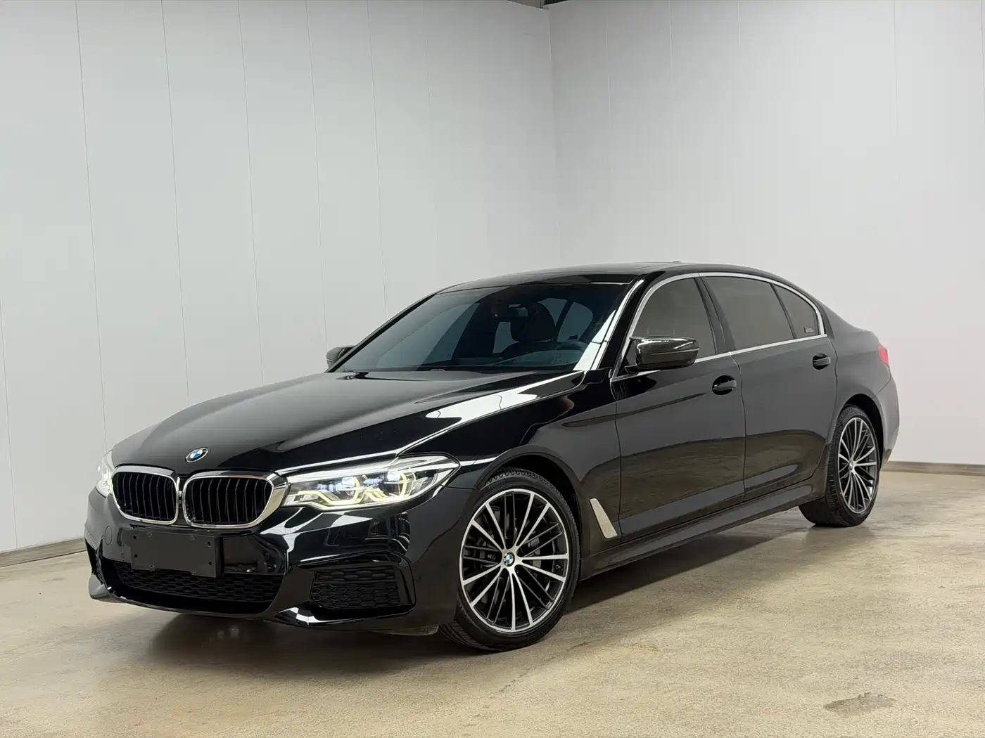 BMW 5 Series 2020 530Li Exclusive M Sport Package фото 8
