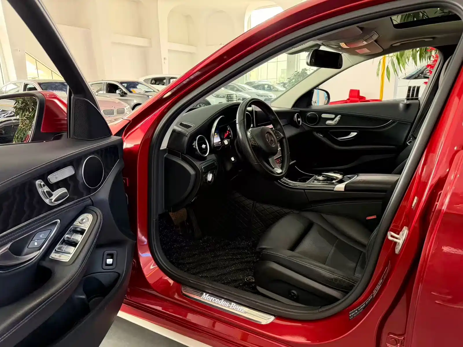 Фото 5 - Mercedes-Benz C-Class