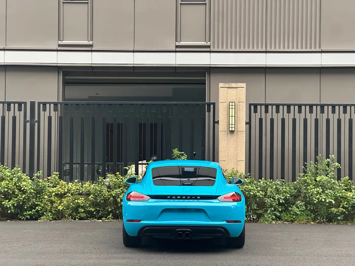 Porsche 718 2018 Cayman 2.0T фото 5