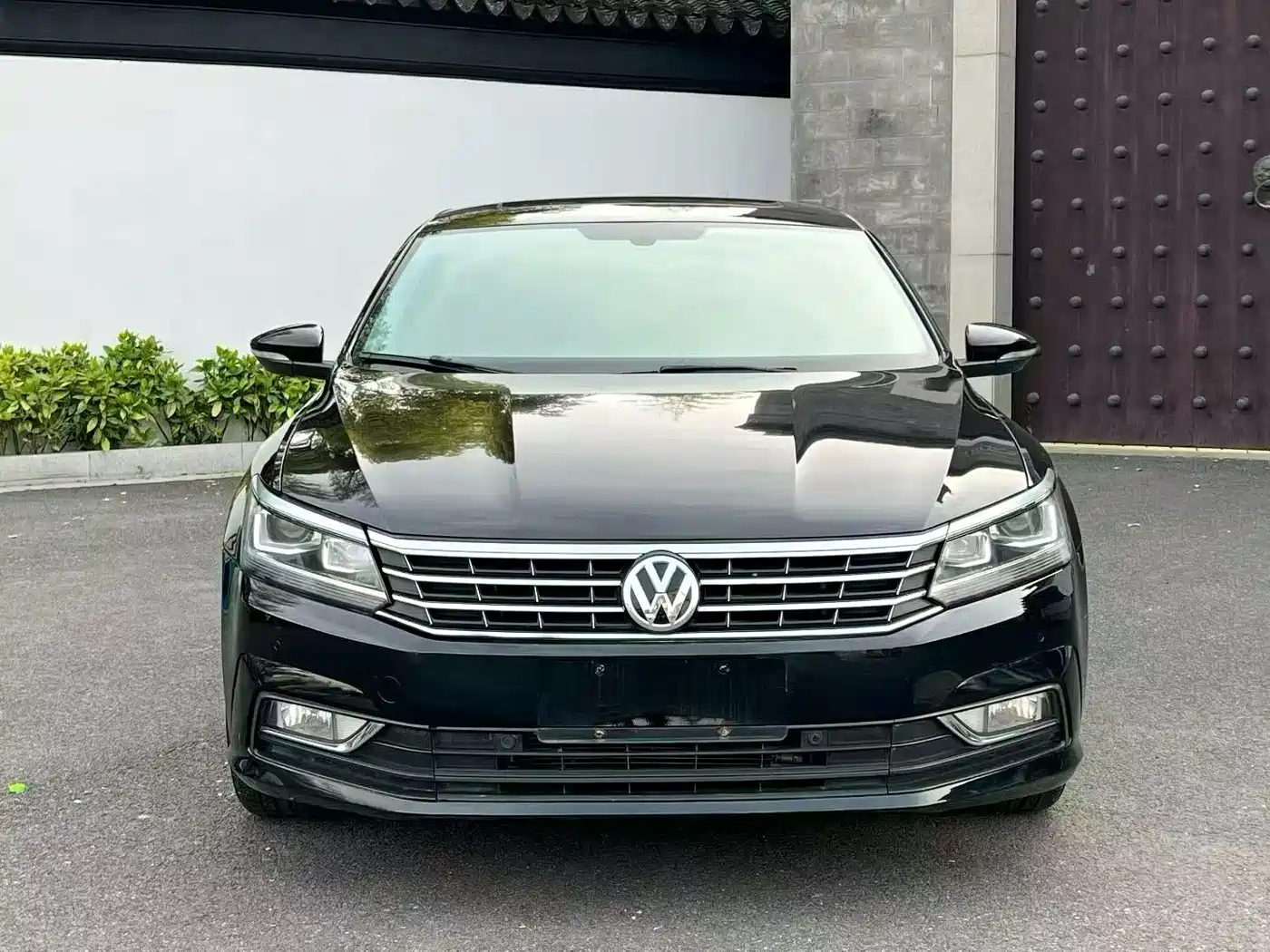 Volkswagen Passat 2017 330TSI DSG Prestige фото 2