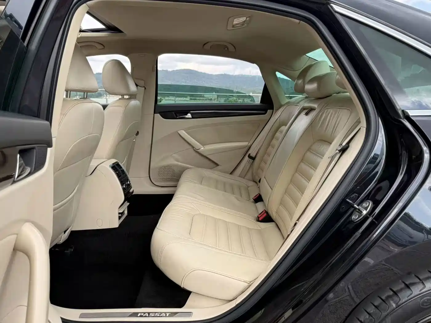 Volkswagen Passat 2014 2014 2.0TSI DSG Executive Edition
