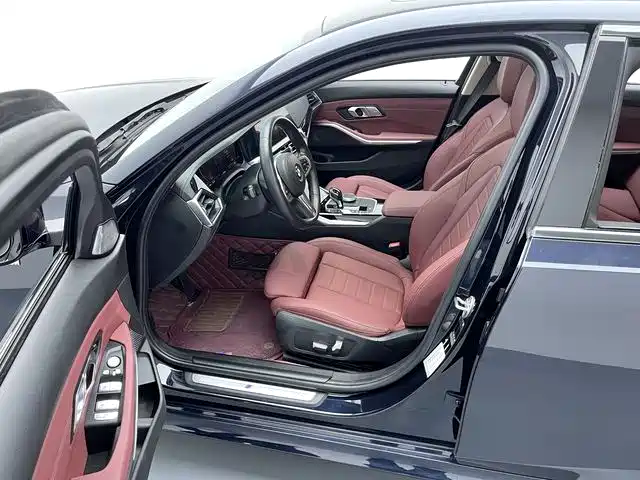 BMW 3 Series 2021 320Li M Sport Package фото 12