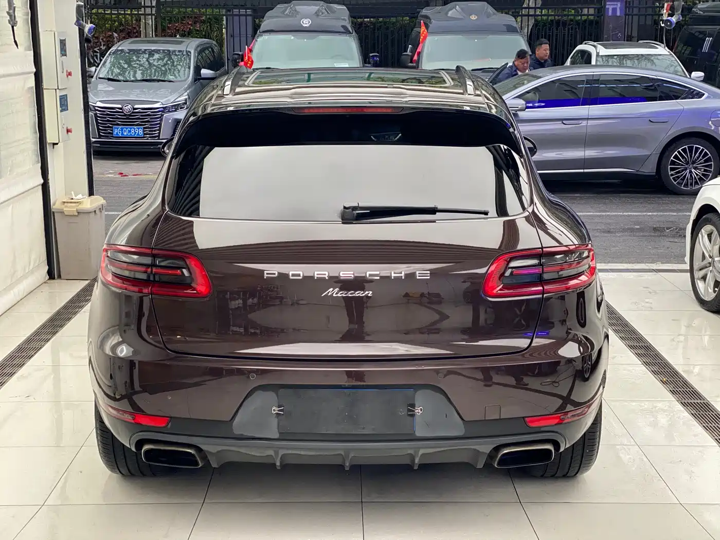 Porsche Macan 2017 Macan 2.0T фото 8