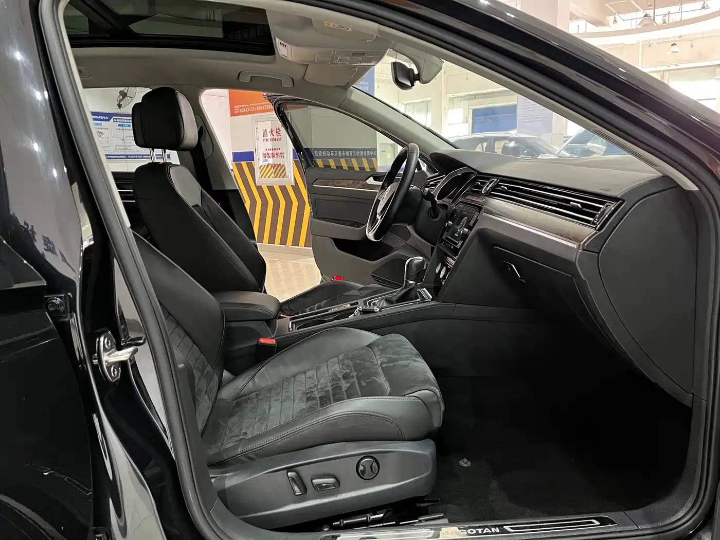 Volkswagen Magotan 2018 380TSI DSG Luxury фото 10