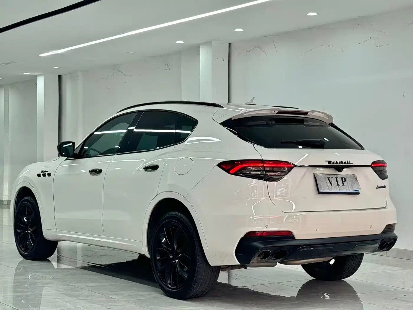 Maserati Levante 2022 3.0T Modena фото 9