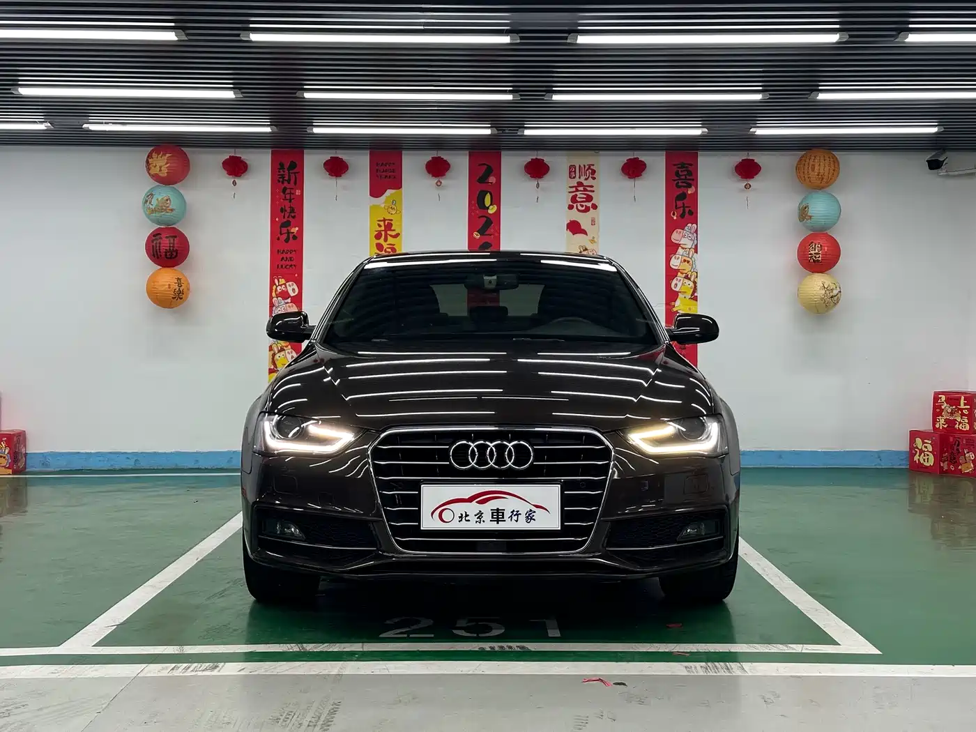 Audi A4L 2016 35 TFSI Collector's Edition S line Comfort фото 2