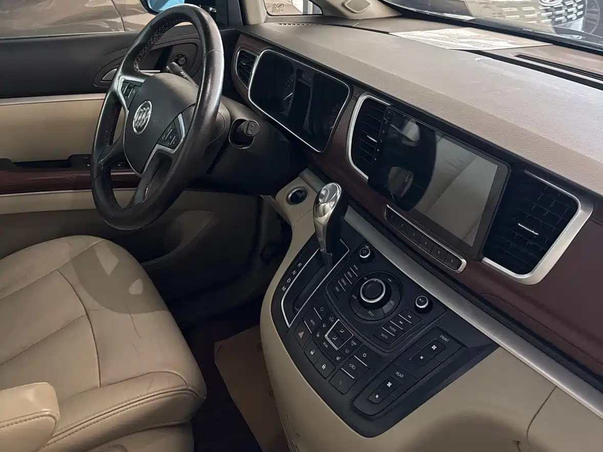 Buick GL8 2014 3.0L GT Luxury Business Elegance фото 15