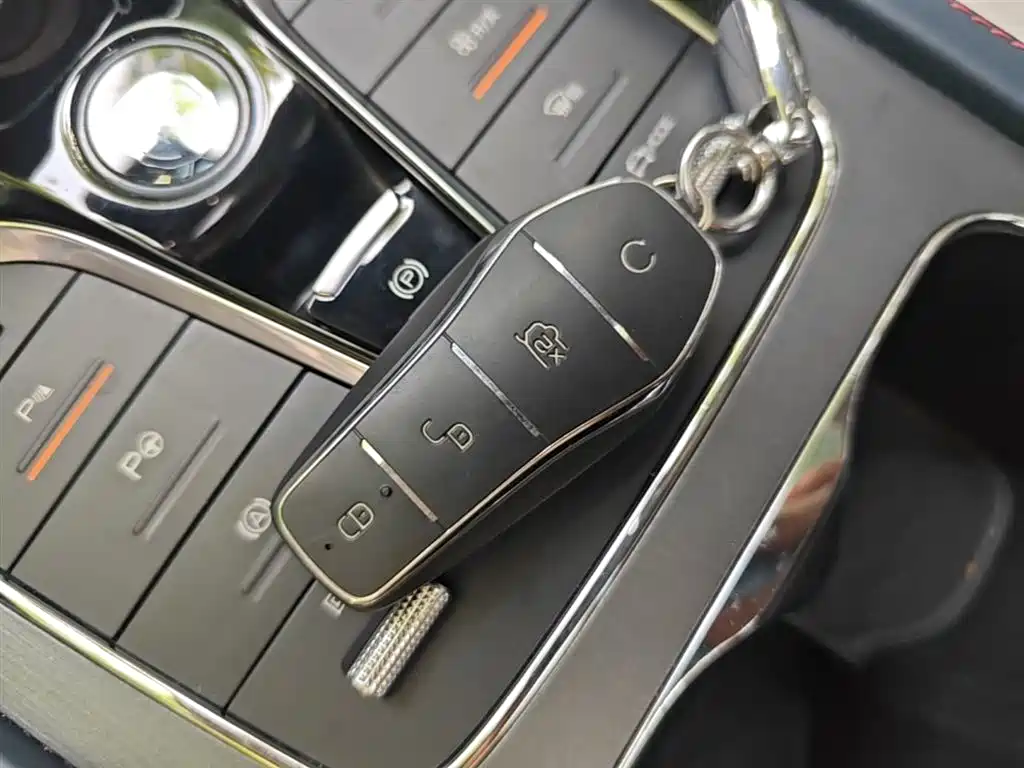 BYD Yuan PLUS 2022 510KM Flagship PLUS фото 9