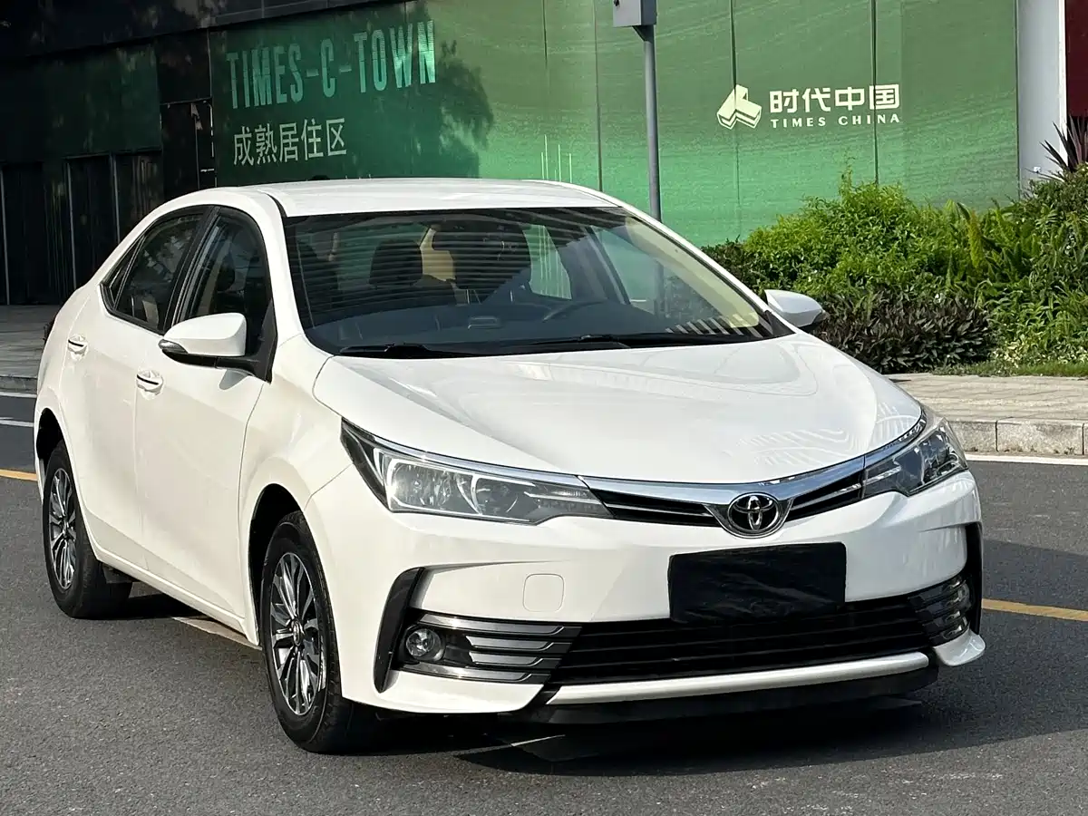 Toyota Corolla 2017 Facelift 1.2T S-CVT GL фото 4