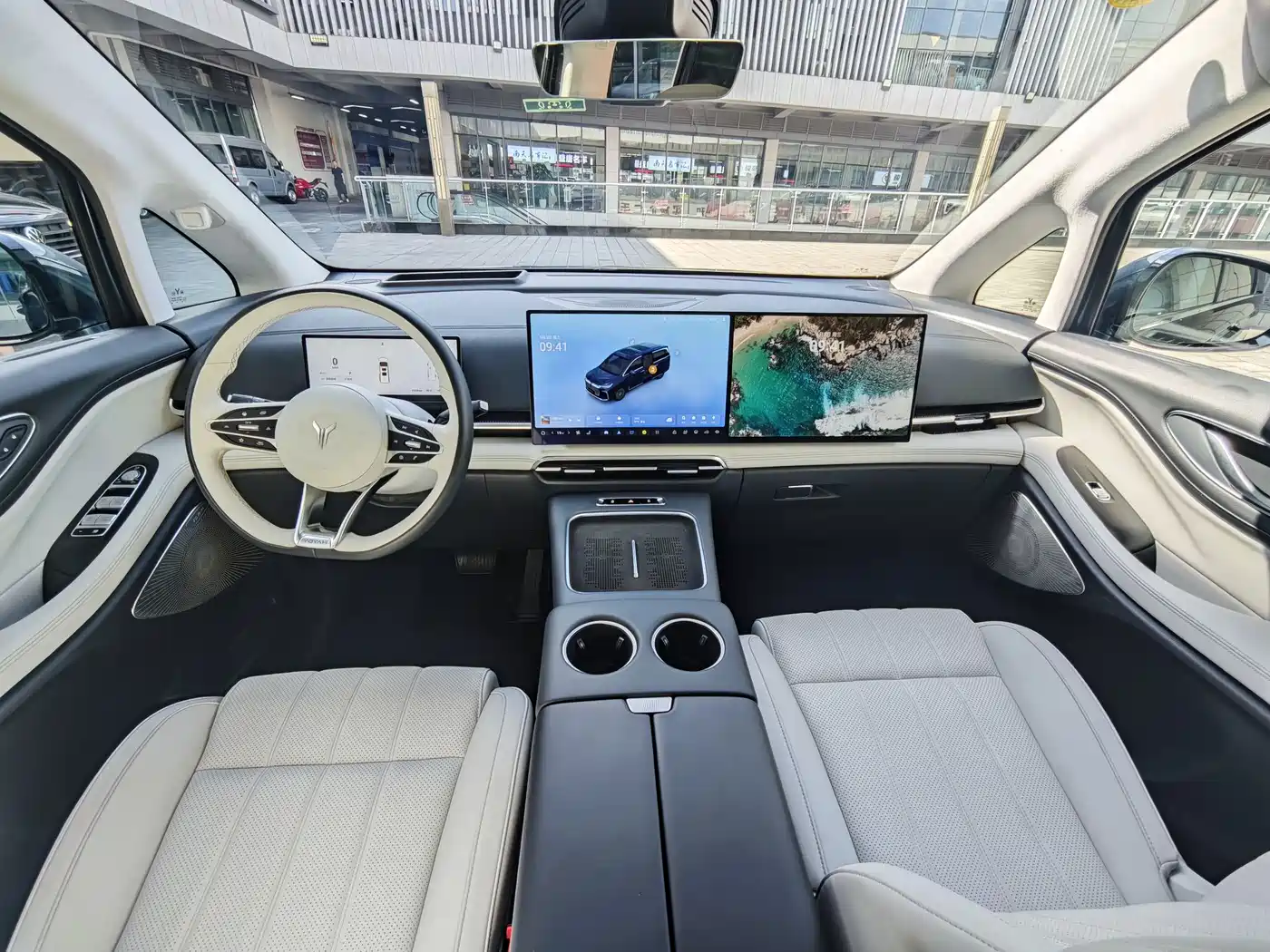 Voyah Auto Voyah Dreamer 2025 PHEV AWD Flagship Kunpeng Edition фото 16
