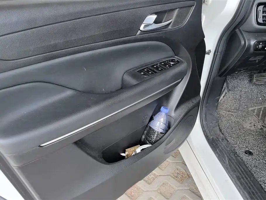 GAC Trumpchi Trumpchi M6 2021 270T DCT Honor Edition (7-seater) фото 7