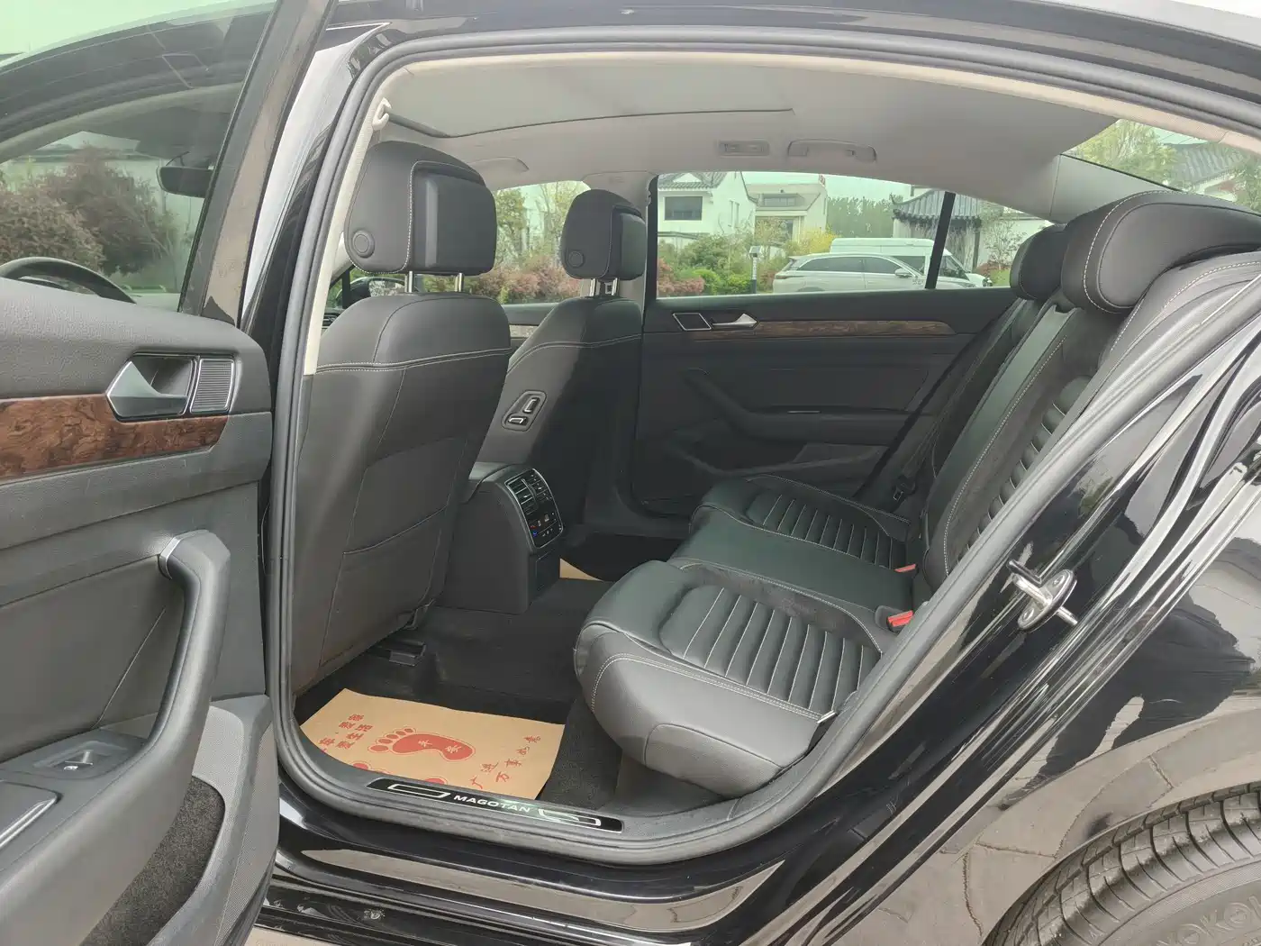 Volkswagen Magotan 2020 330TSI DSG Leading фото 11