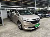 Фото 4 - Buick GL8
