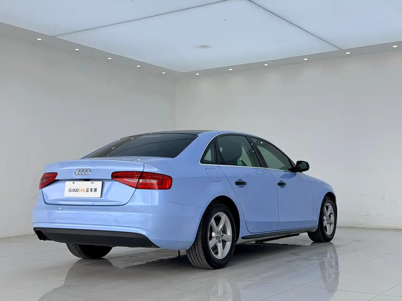 Audi A4L 2013 35 TFSI Automatic Standard фото 4