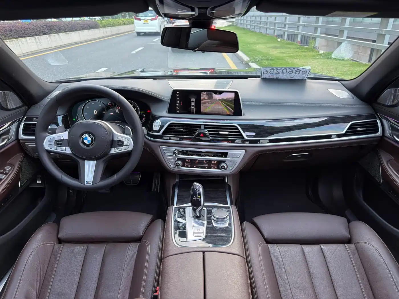 BMW 7 Series 2018 730Li Leading Type M Sport Package фото 8