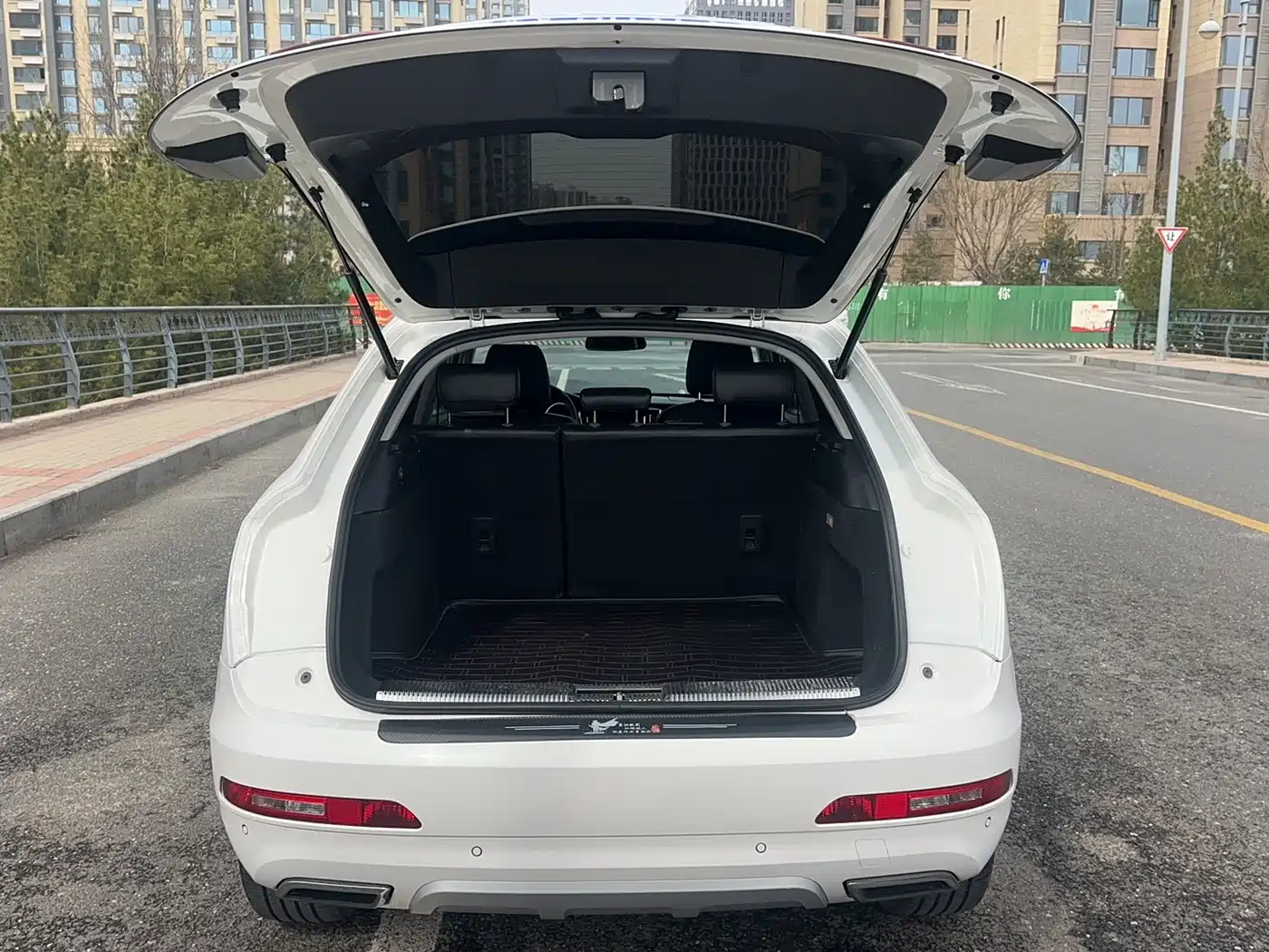 Zotye SR7 2016 2016 1.5T Manual Magic Cube Heart Edition China IV