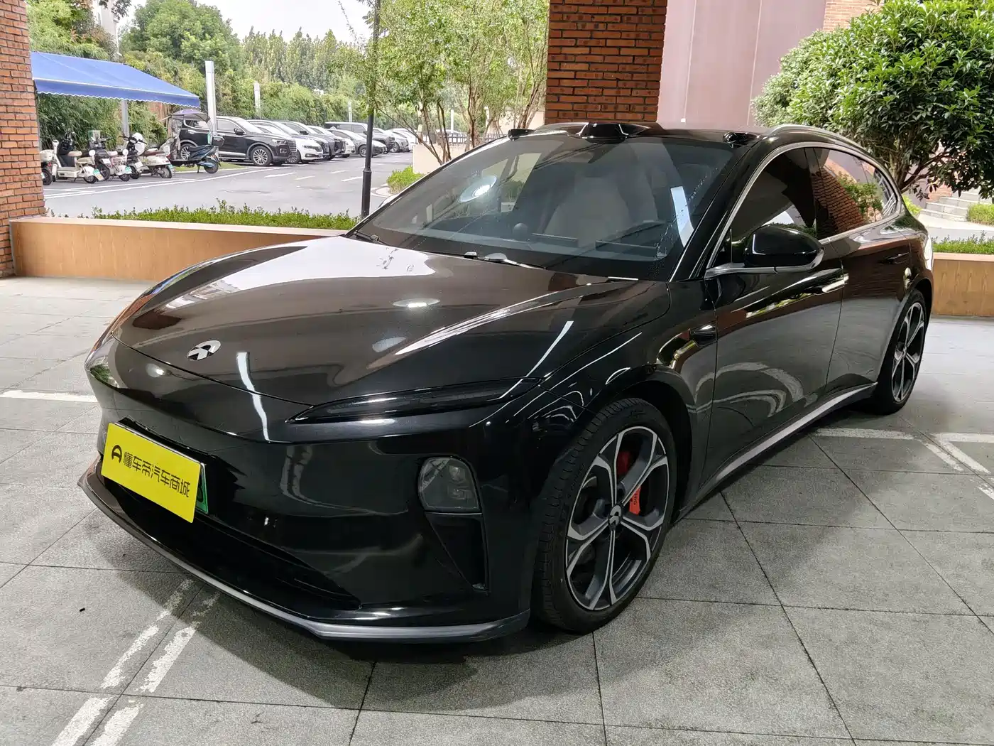 NIO NIO ET5T 2023 Model 75kWh Touring
