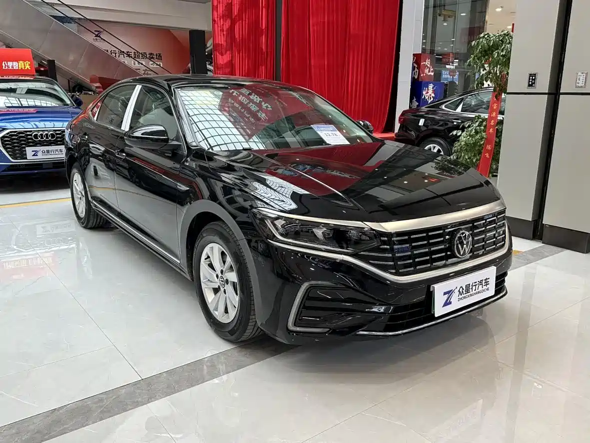 VOLKSWAGEN PASSAT NEW ENERGY