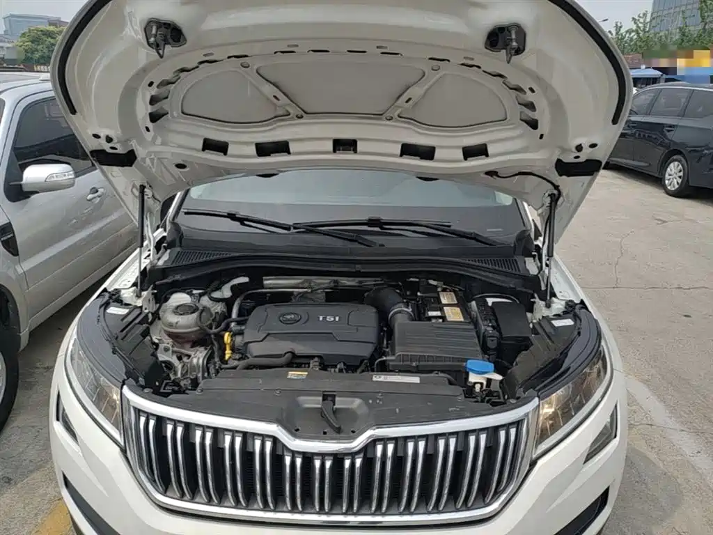 Škoda Kodiaq 2017 TSI330 5-seater 2WD Luxury Edition фото 19