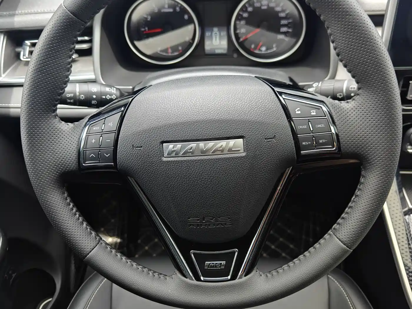Haval M6 2023 PLUS 1.5T Manual Luxury Smart Connect фото 11