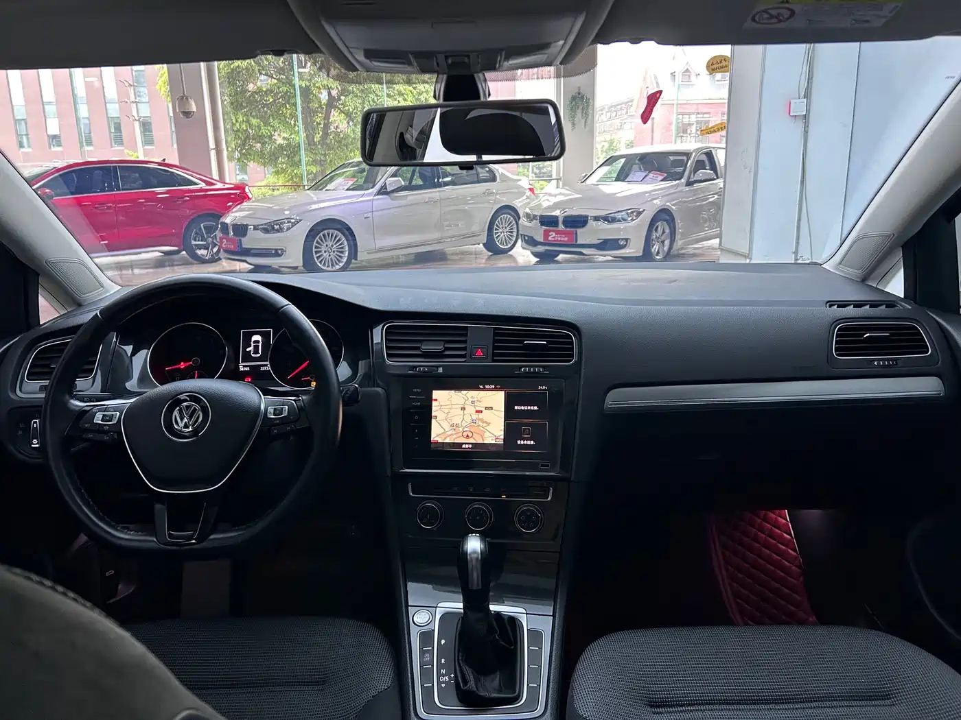 Volkswagen Golf 2020 Beloved Edition 280TSI DSG Comfort фото 20
