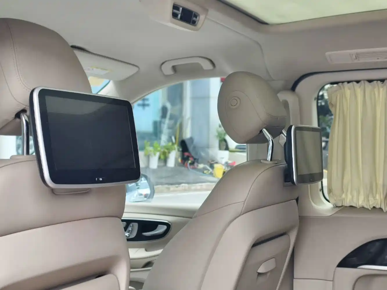 Mercedes-Benz V-Class 2017 2016 V 260 Premium Edition