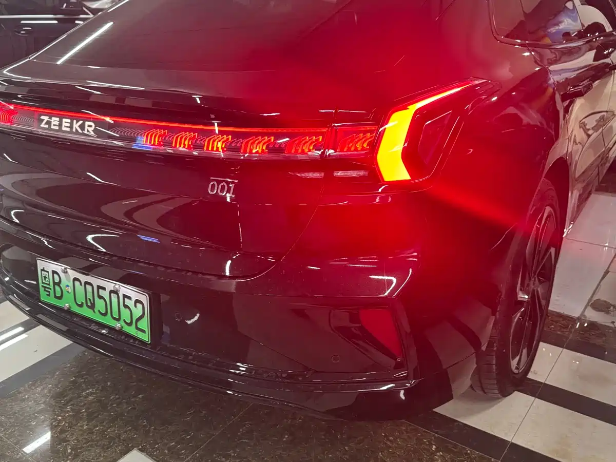 ZEEKR EXTREME KRYPTON 001