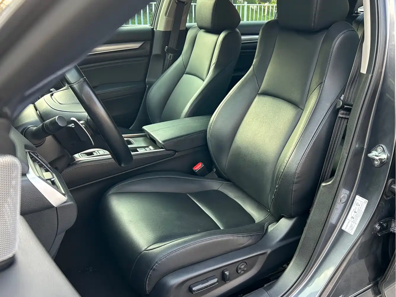 Фото 9 - Honda Accord