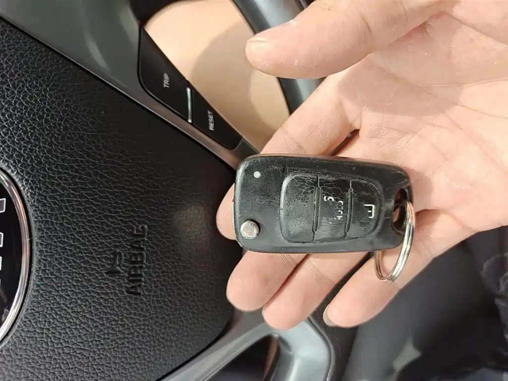 KIA K2