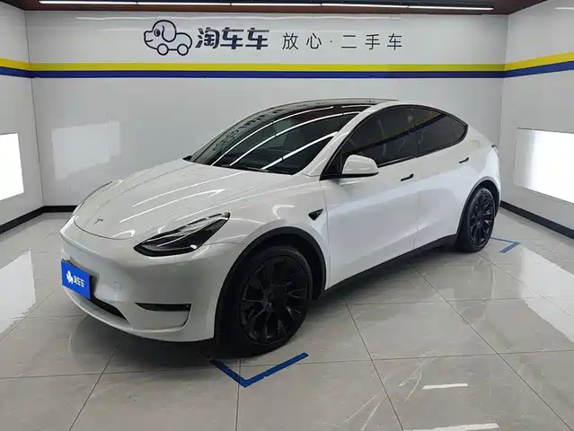 Tesla Model Y 2021