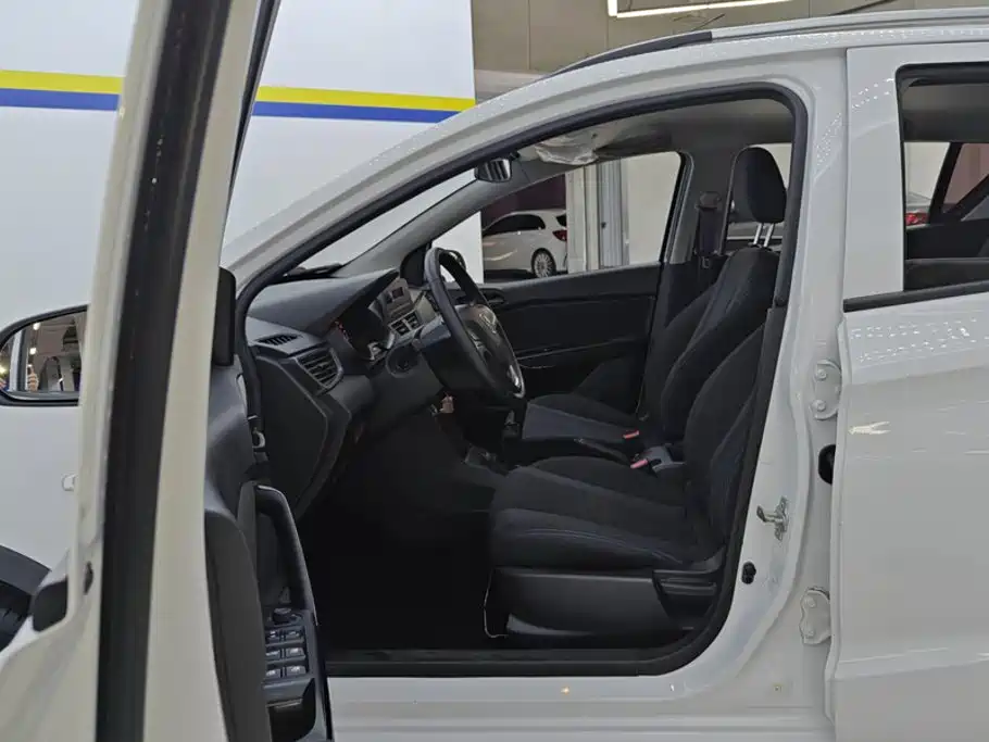 Baojun 310 2019 2016 1.2L Manual Comfort Model