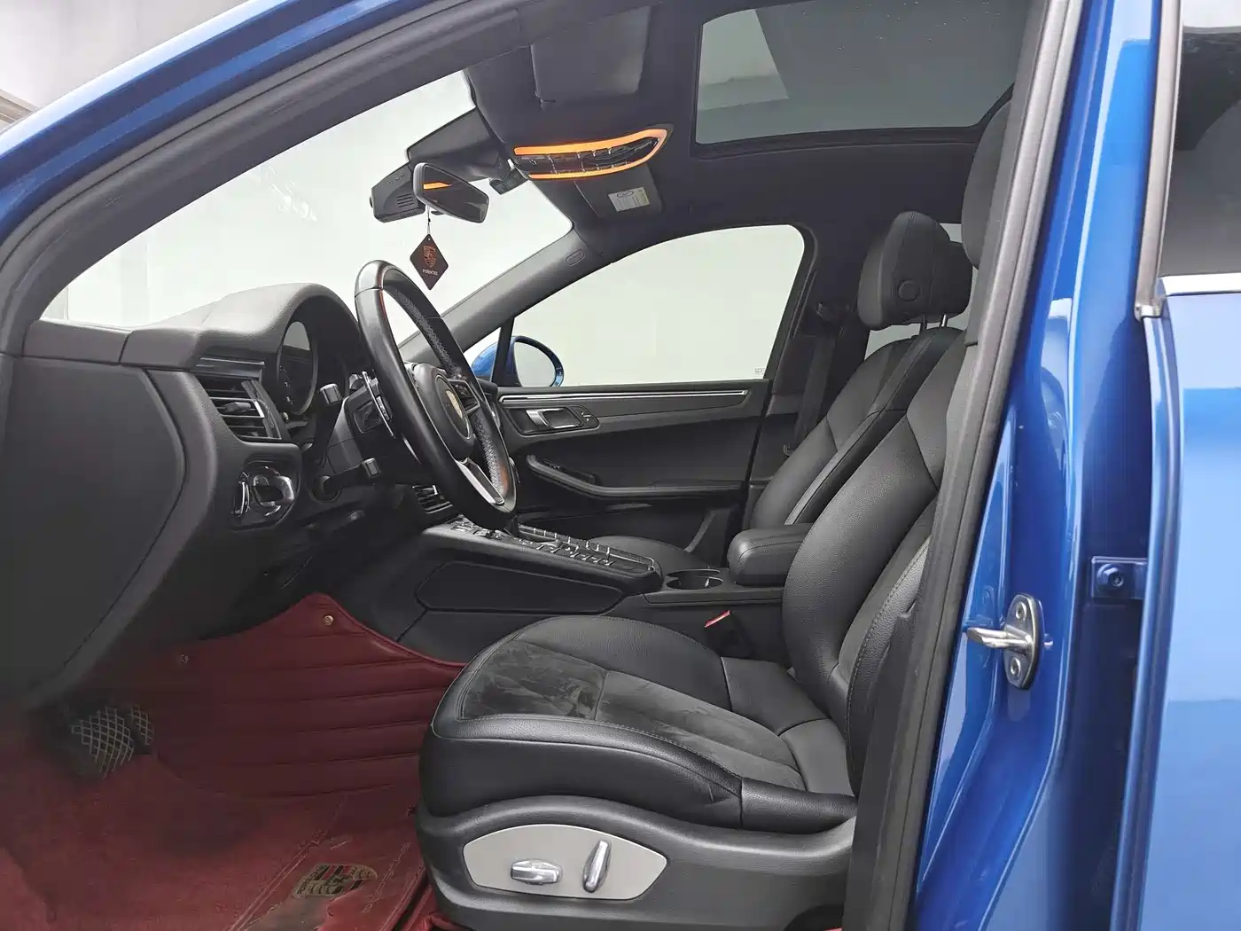 Porsche Macan 2018 Macan 2.0T фото 9