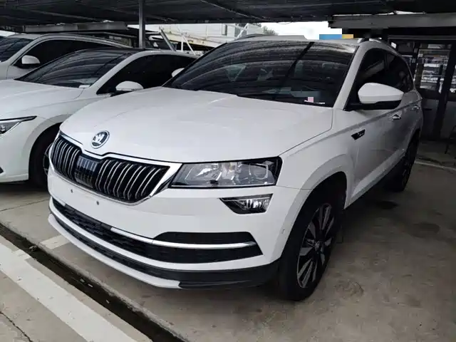Škoda Karoq 2021