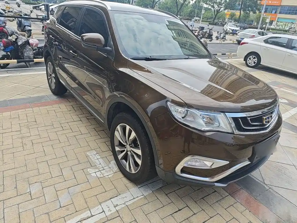 Фото 4 - Geely Boyue