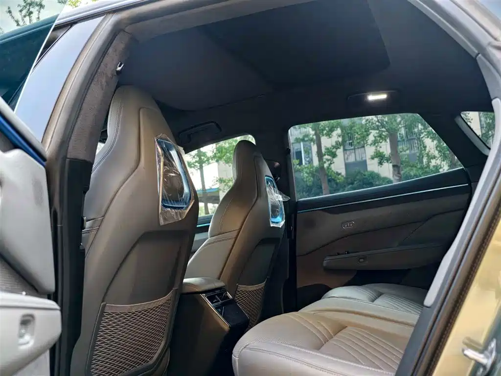 ZEEKR EXTREME KRYPTON 001