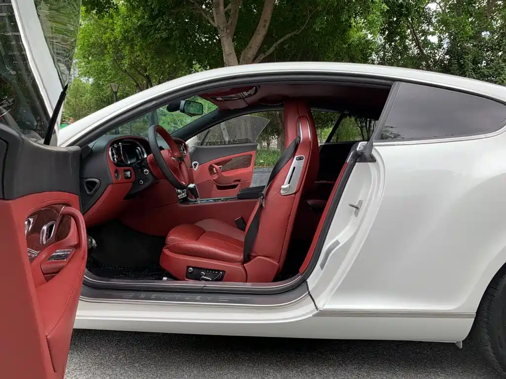 Bentley Continental 2011 2010 Supersports 6.0