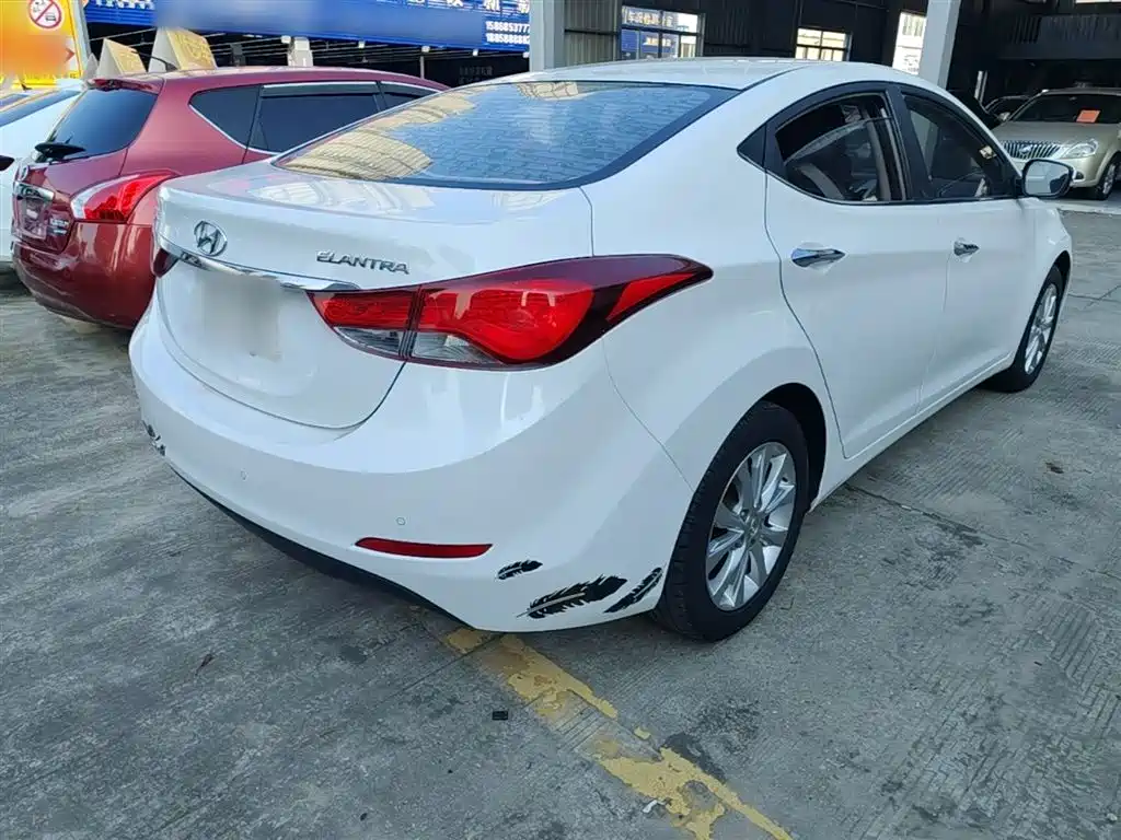 Hyundai Langdong 2016 1.6L Automatic Premium Edition фото 7