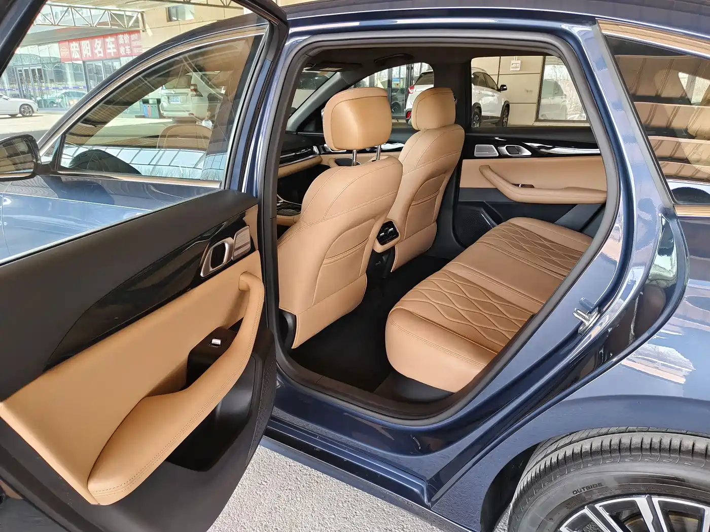 Geely Galaxy Galaxy A7 2025 EM-i фото 7