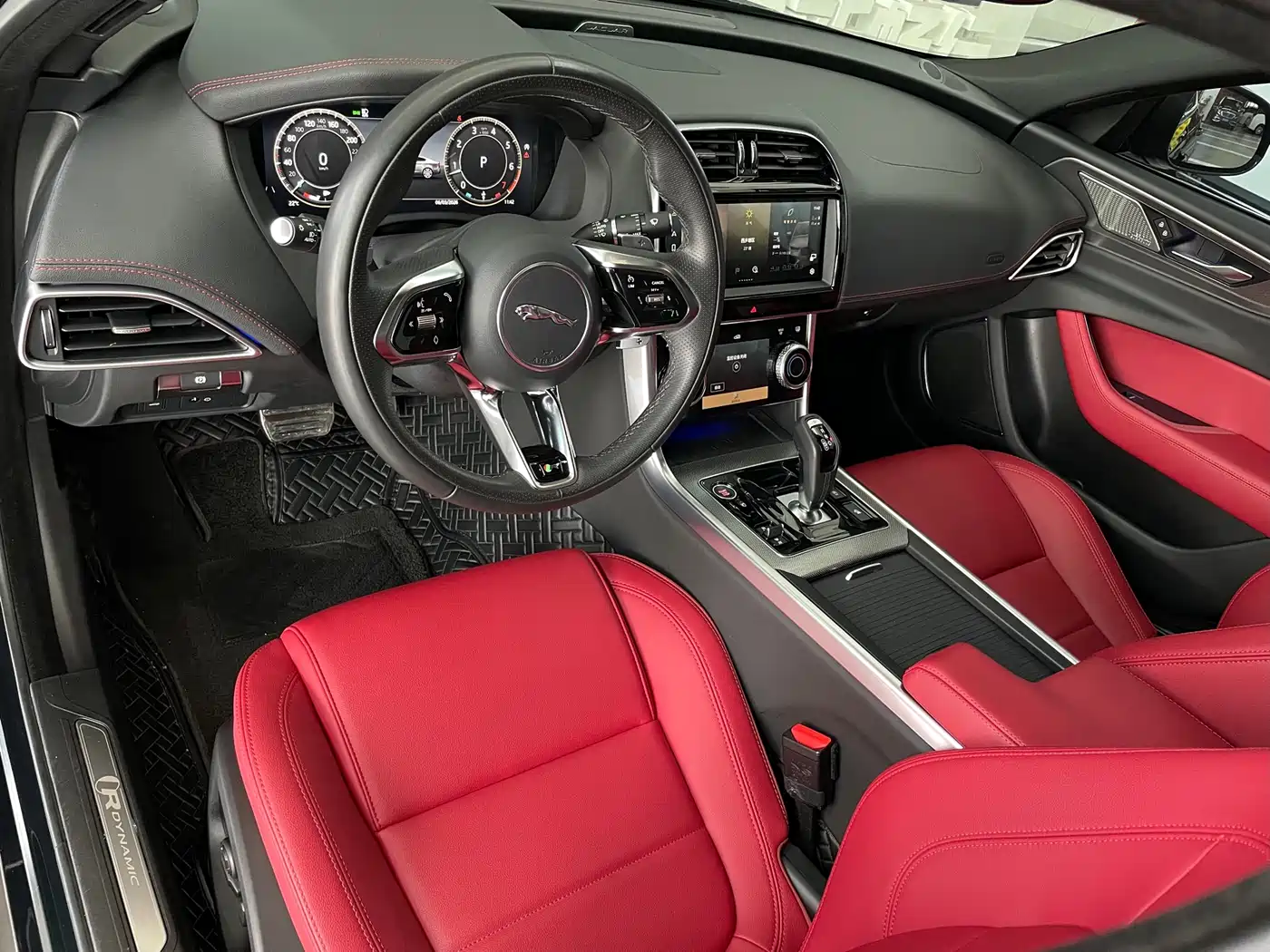 Jaguar XEL 2023 2.0T 250PS R-DYNAMIC S Progressive Sport фото 7