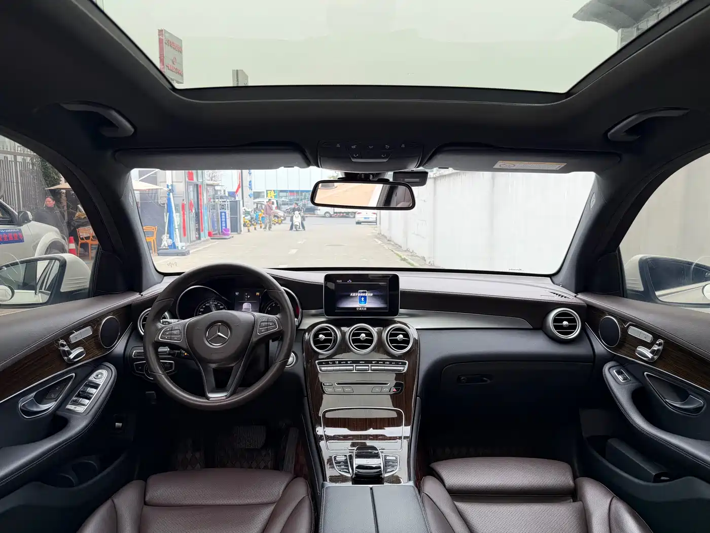 Mercedes-Benz GLC 2019 GLC 260 L 4MATIC Dynamic фото 8