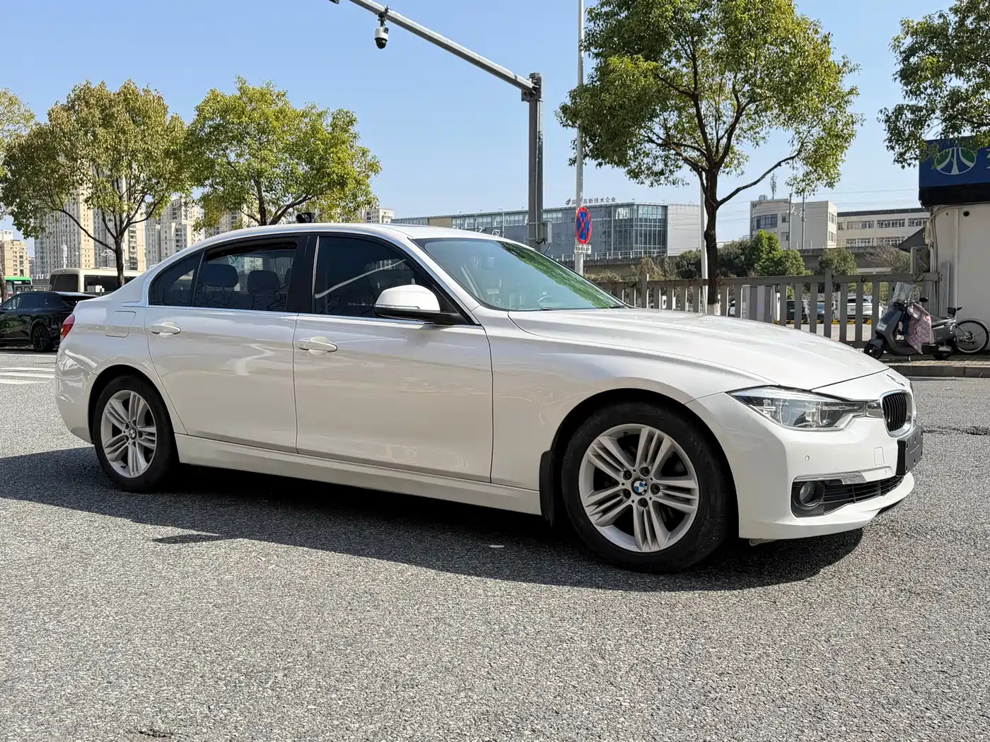 BMW 3 Series 2017 320Li Fashion фото 6
