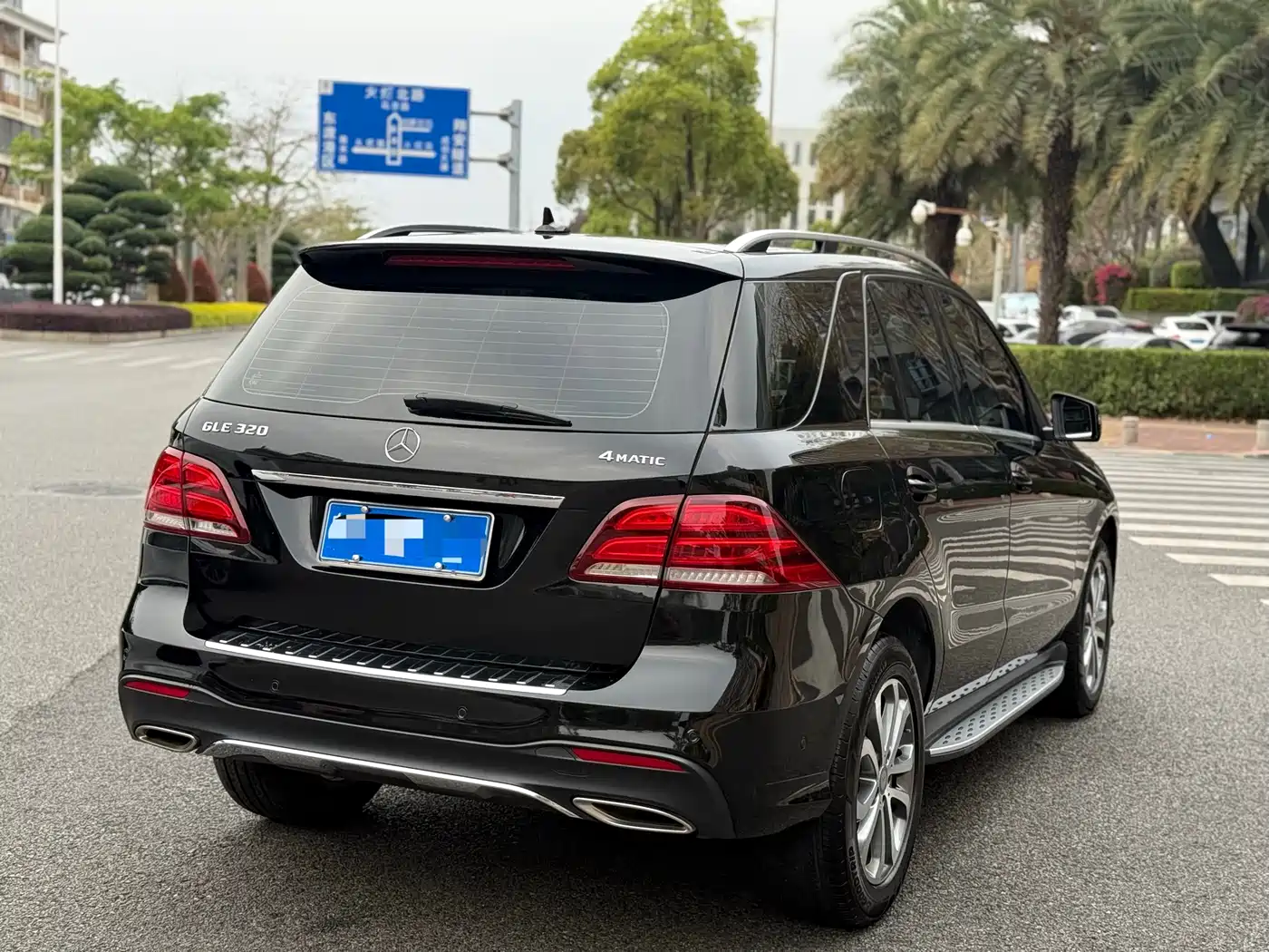 MERCEDES-BENZ GLE